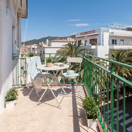 Apartment Lets Holidays 2 Minutes To The Beach With Wifi *